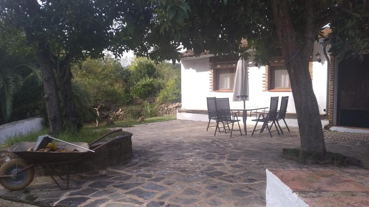 Casa Rural El Riandero Linares de la Sierra Exterior photo